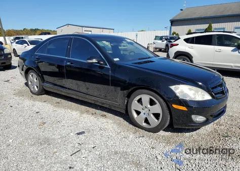 2007 Mercedes-Benz S 550 from USA, damaged, VIN WDDNG71X67A079710